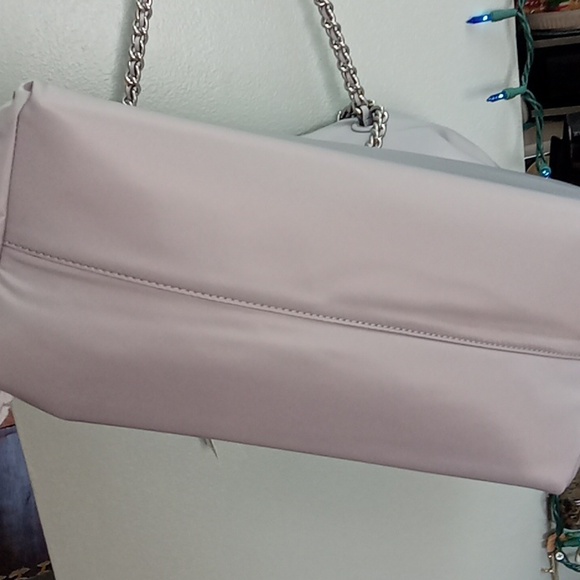 Tory Burch Ella's Chain Tote in Bay Gray - Picture 6 of 13